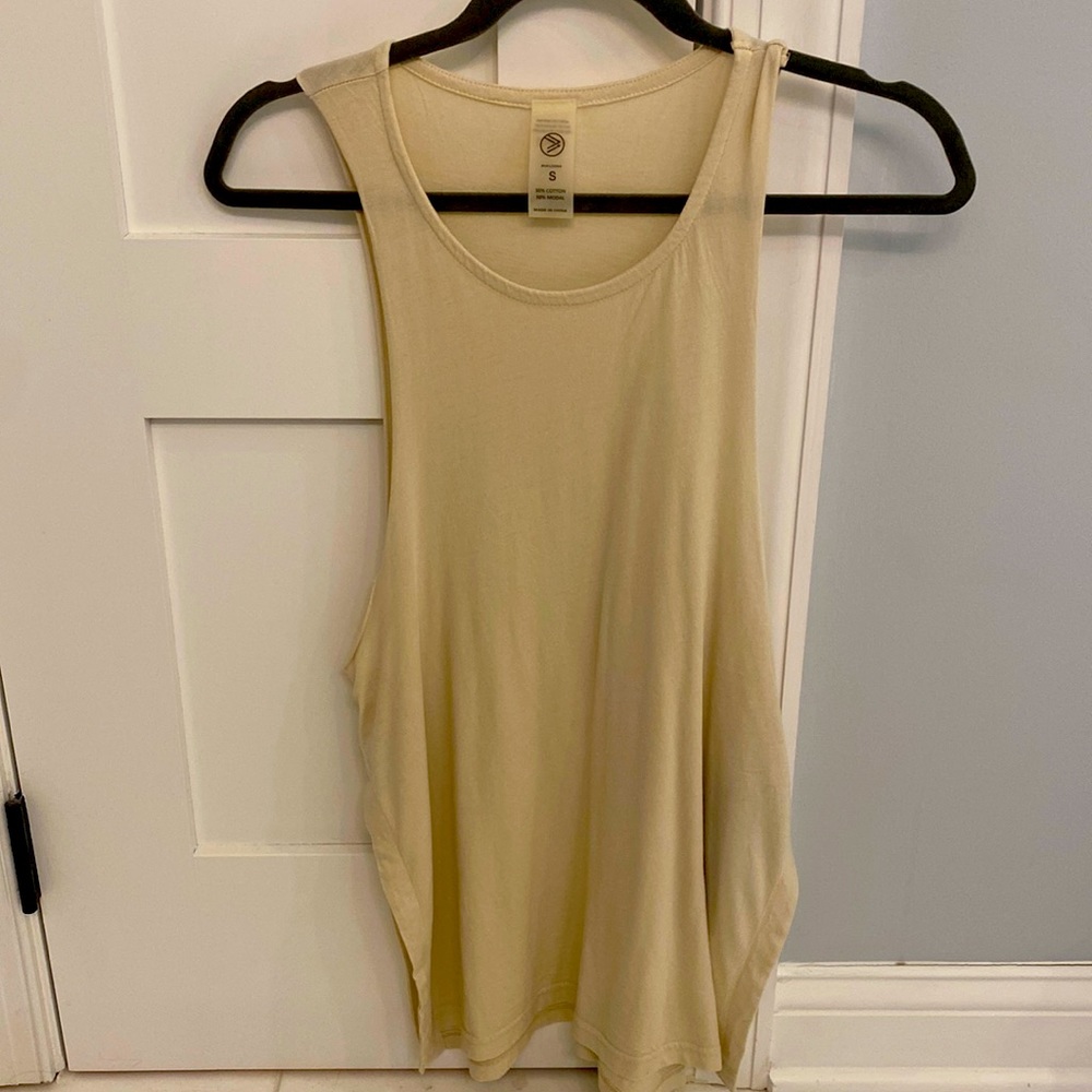 Savvi Yuma tank size sm